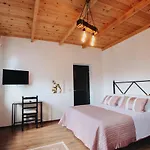 Bujtina Maria Hotell 4*