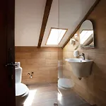 Bujtina Maria Hotell 4*