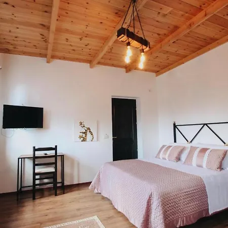 Bujtina Maria Hotel Stegopull