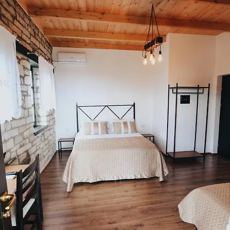 Ξενοδοχείο Bujtina Maria Stegopull