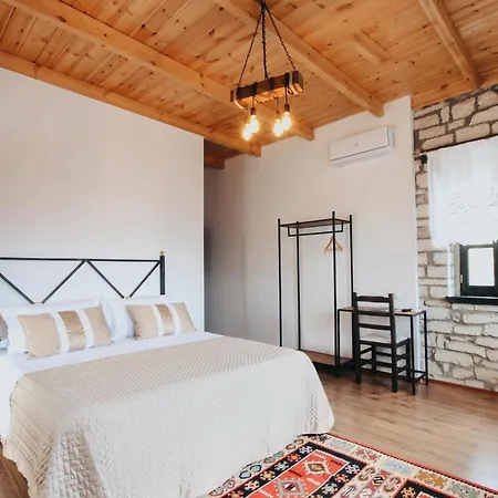 Bujtina Maria Hotel