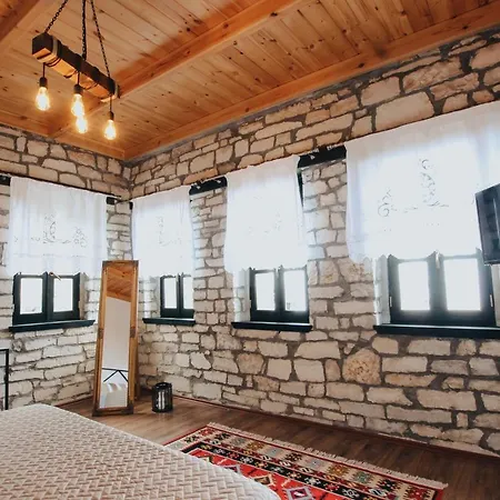 Hotel Bujtina Maria Stegopull