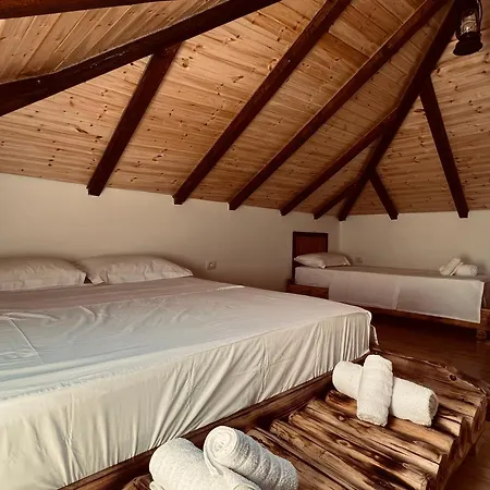 Hotel Bujtina Maria 4*