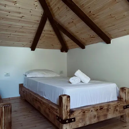 Hotel Bujtina Maria 4*