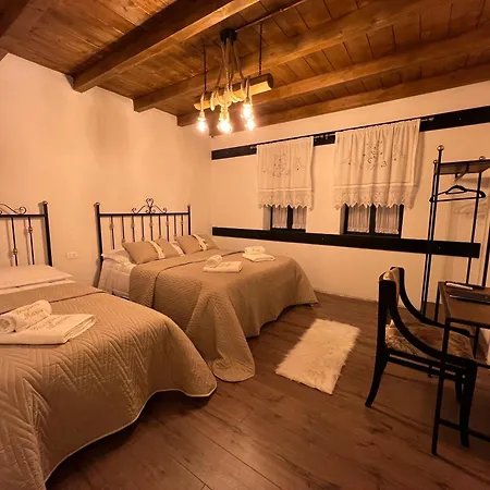 Bujtina Maria Hotel