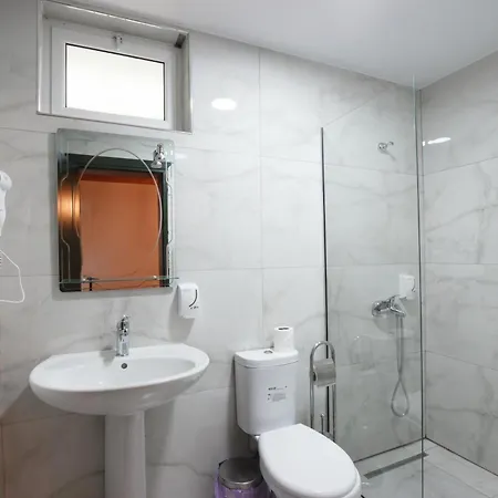 Bujtina Maria 4*