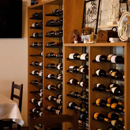 酒店 Bujtina Maria 4*