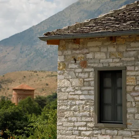 Bujtina Maria Hotel 4*