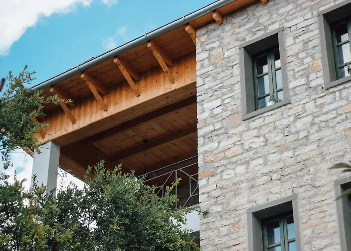 Hotel Bujtina Maria 4*