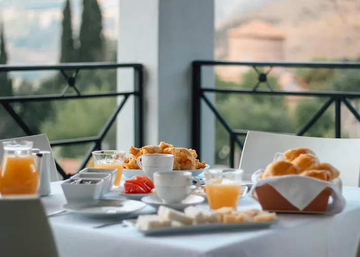 Bujtina Maria Hotel 4*