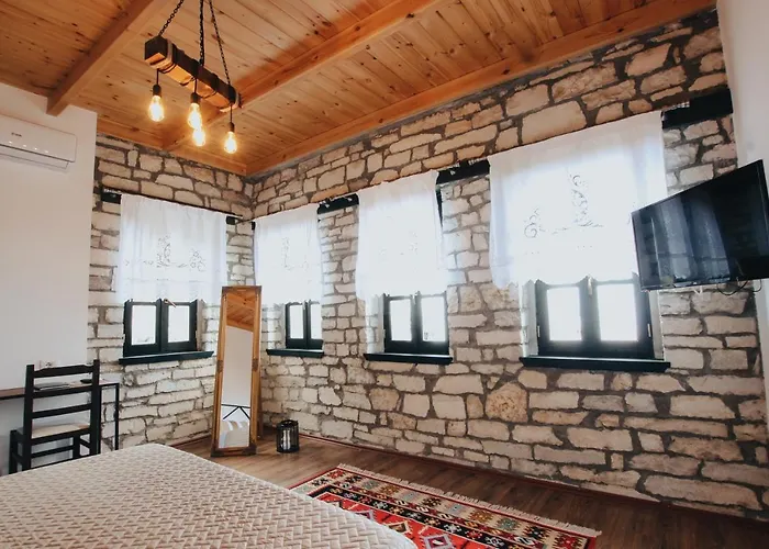 Hotel Bujtina Maria Stegopull