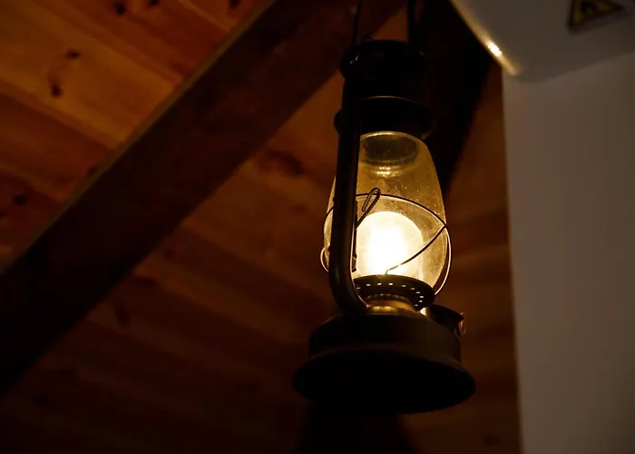 Bujtina Maria فندق 4*