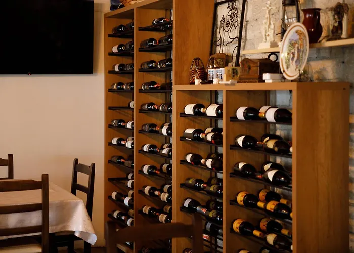 Hotel Bujtina Maria 4*