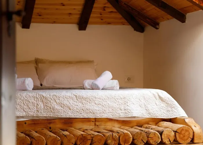 Bujtina Maria Stegopull